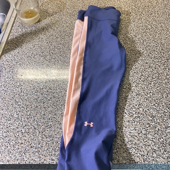 Women’s under armor Heatgear leggings size medium - Picture 6 of 6